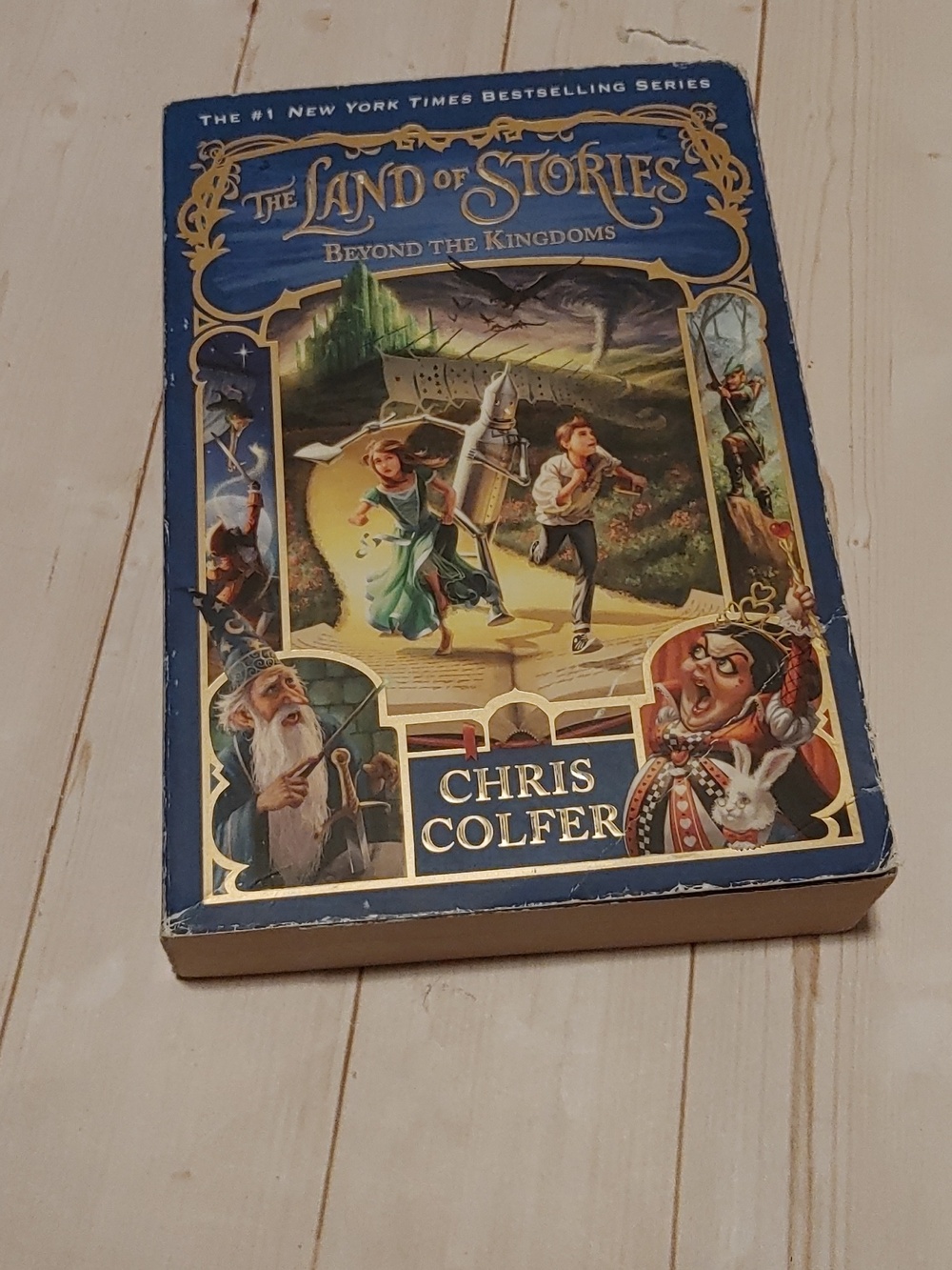 Land Of Stories Beyond The Kingdoms Kids Chapter Novel Book By Chris Colfer